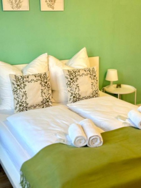 RAHA Apartments - Charmantes Studio-Apartment - HBF - Gratis Parkplatz